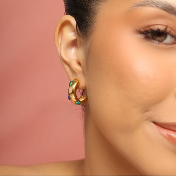 NEW💎18K Gold Plated Hoop Earrings*Chunky Hoop* - Picture 5 of 8